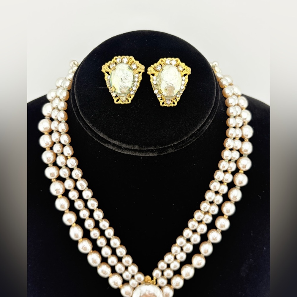 RARE Miriam Haskell Baroque Pearl Pendant Necklace and Earrings - Picture 4 of 9